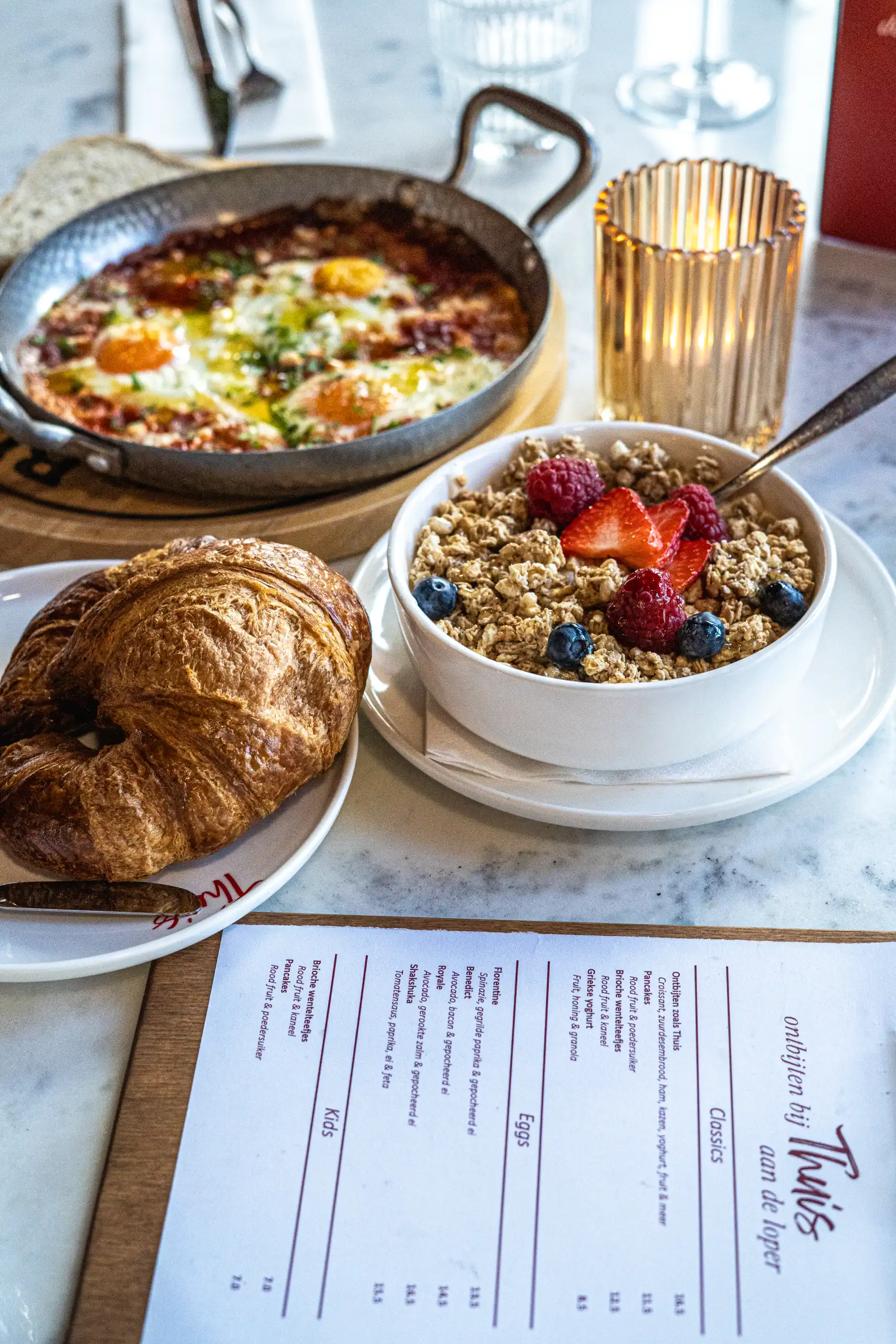 THUIS_AAN_LOPER_APRIL-127